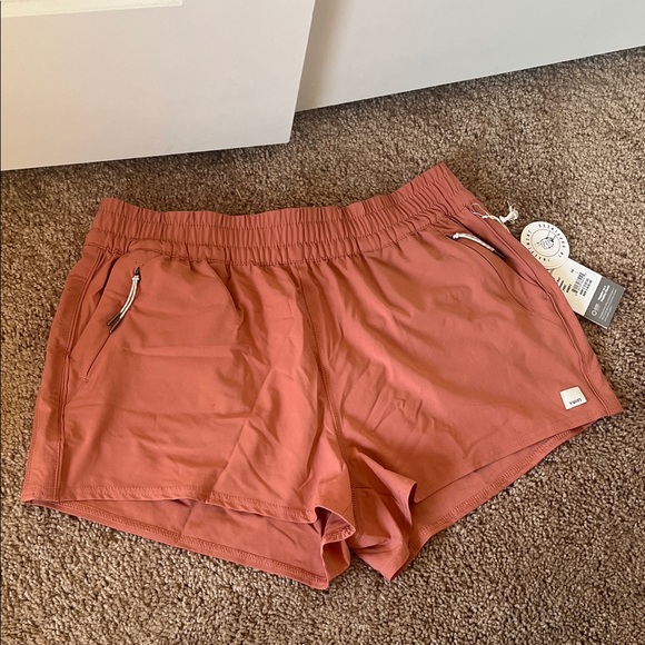 Vuori Pants - Vuori Women's Rust-Red Elastic Waist Athletic Shorts